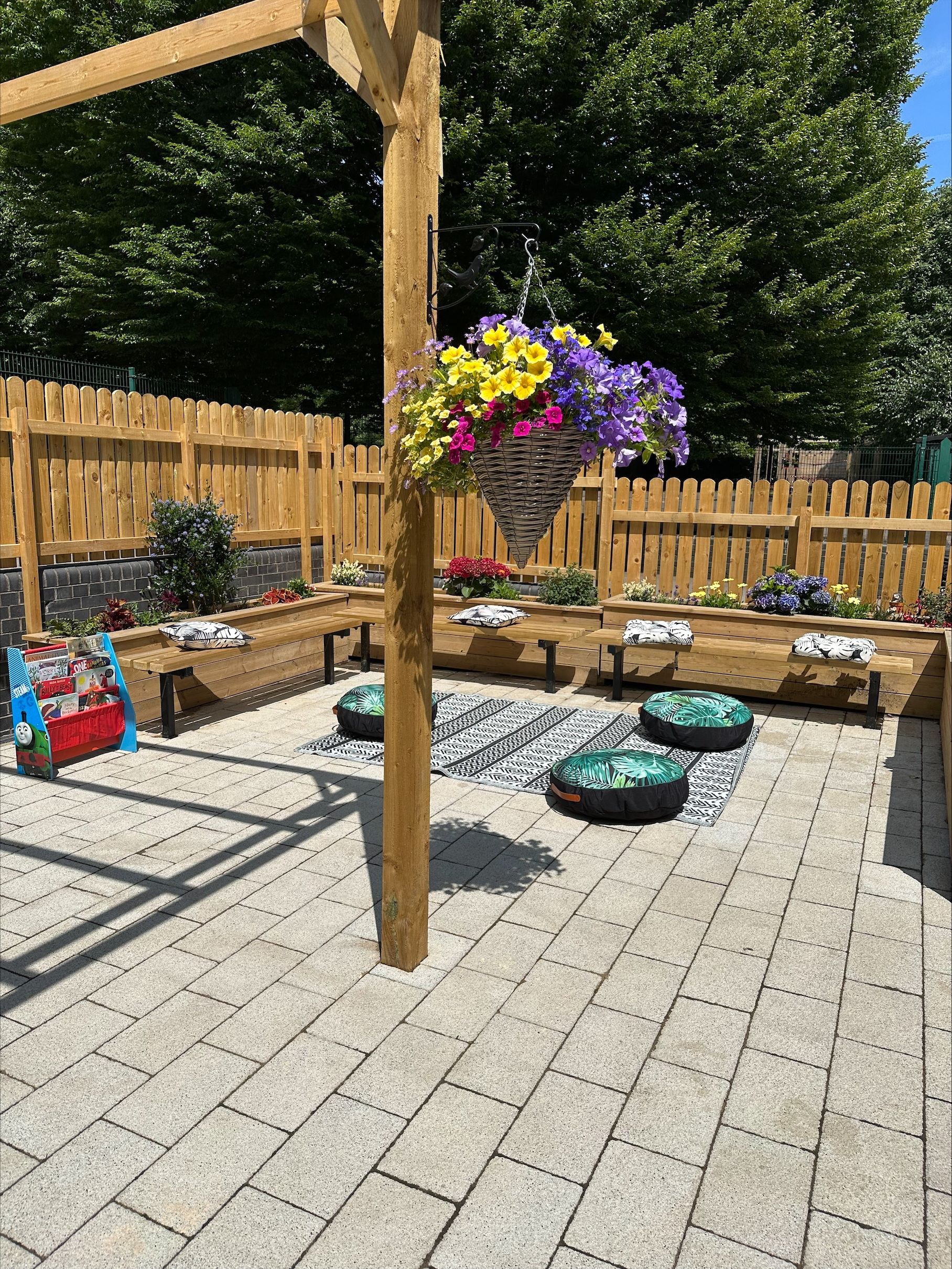 Huntingdon memorial garden in bloom